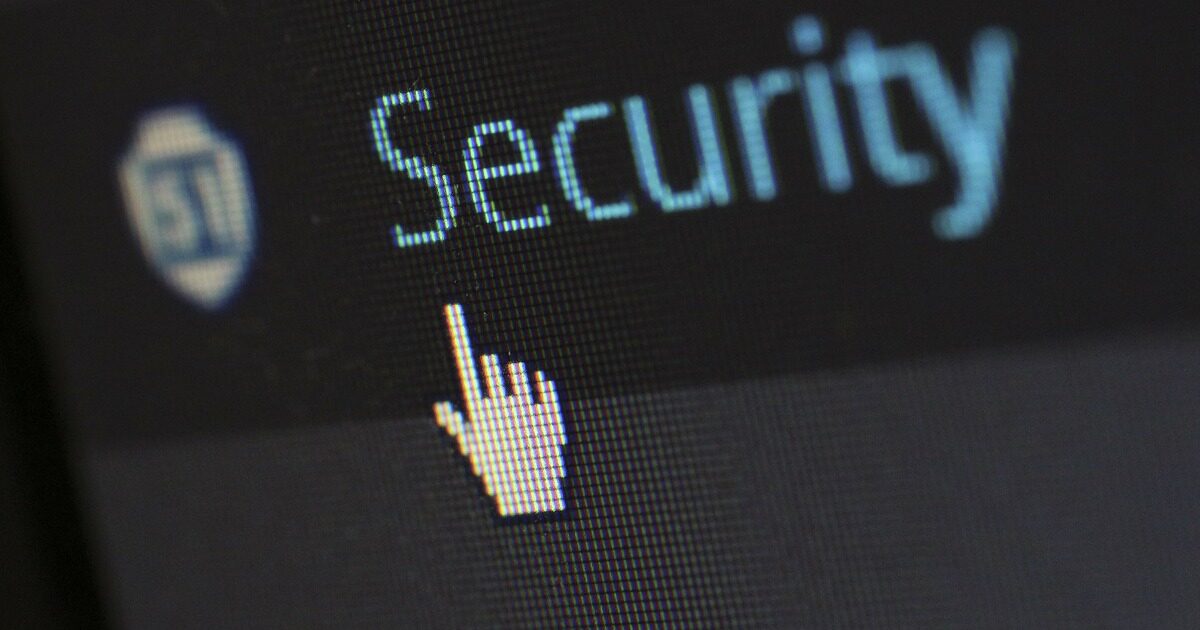 Falha no QRadar permite alteração de configurações